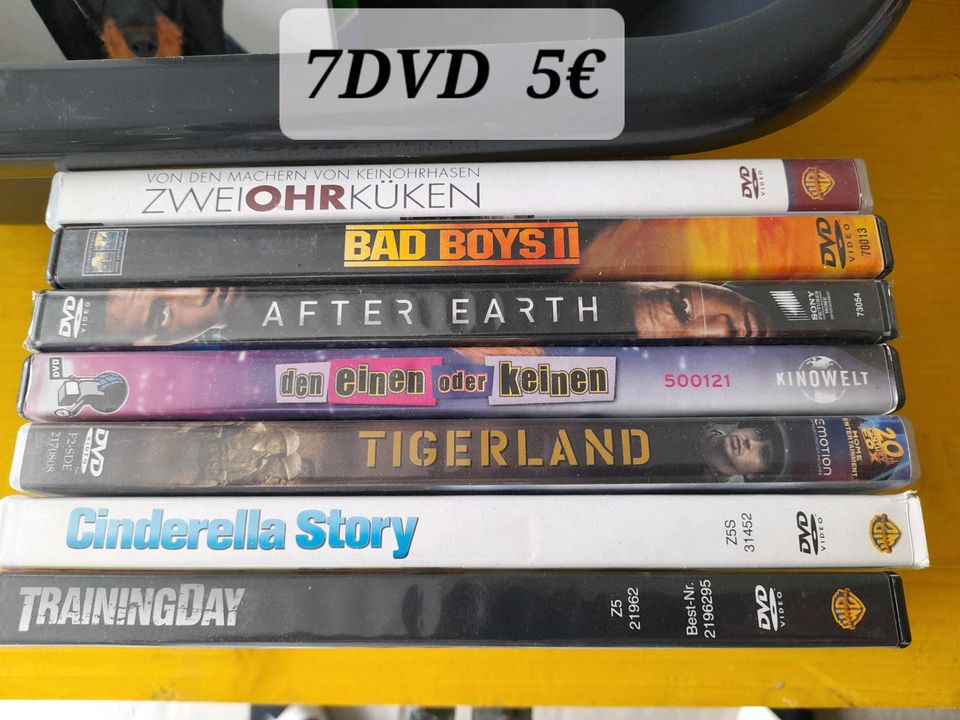 DVDs und Bücher in Hösbach