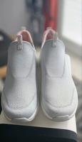 Skechers Arch Fit Größe 41 Damen grau neuwertig Nordrhein-Westfalen - Bergisch Gladbach Vorschau