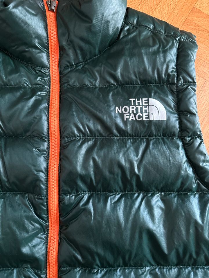 The North Face Daunen Weste 600 cuin Herren Gr. S in Köln