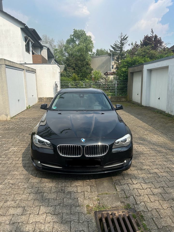 BMW 530d Luxury Line in Grevenbroich