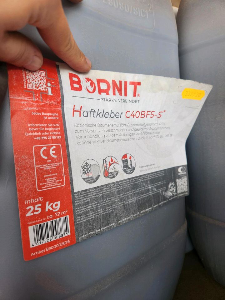 BORNIT®-Haftkleber C40BF5-S Vorbehandlung gealterter Asphaltfläch in Mannheim