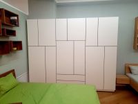 Kleiderschrank weiß mit Nussbaum Kanten 225x277x57,5 Stuttgart - Stuttgart-Mitte Vorschau