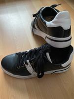 Sneakers von Guess, Gr. 38, schwarz-weiß Hessen - Hattersheim am Main Vorschau