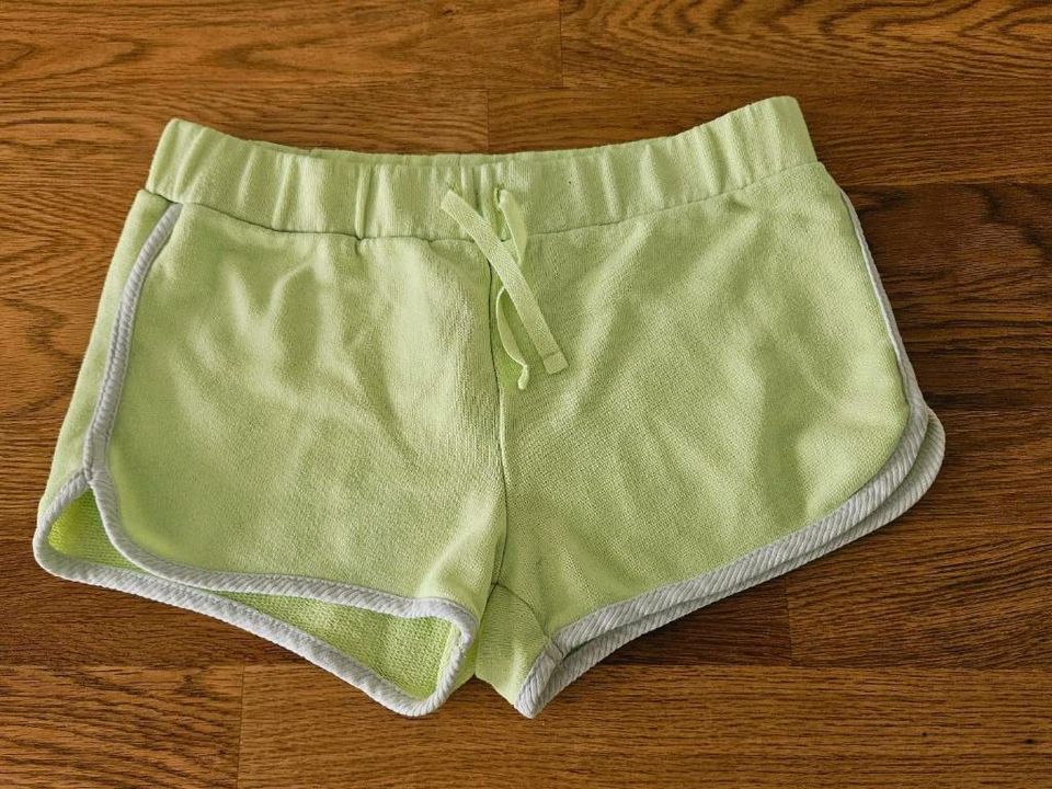 Shorts Gr. 134 von Zara Kids in Büttelborn