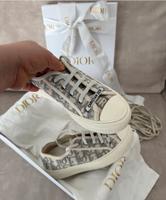 Originale Walk'n'Dior Sneaker | Gr. 35 | steingrau | inkl. Box Nordrhein-Westfalen - Holzwickede Vorschau