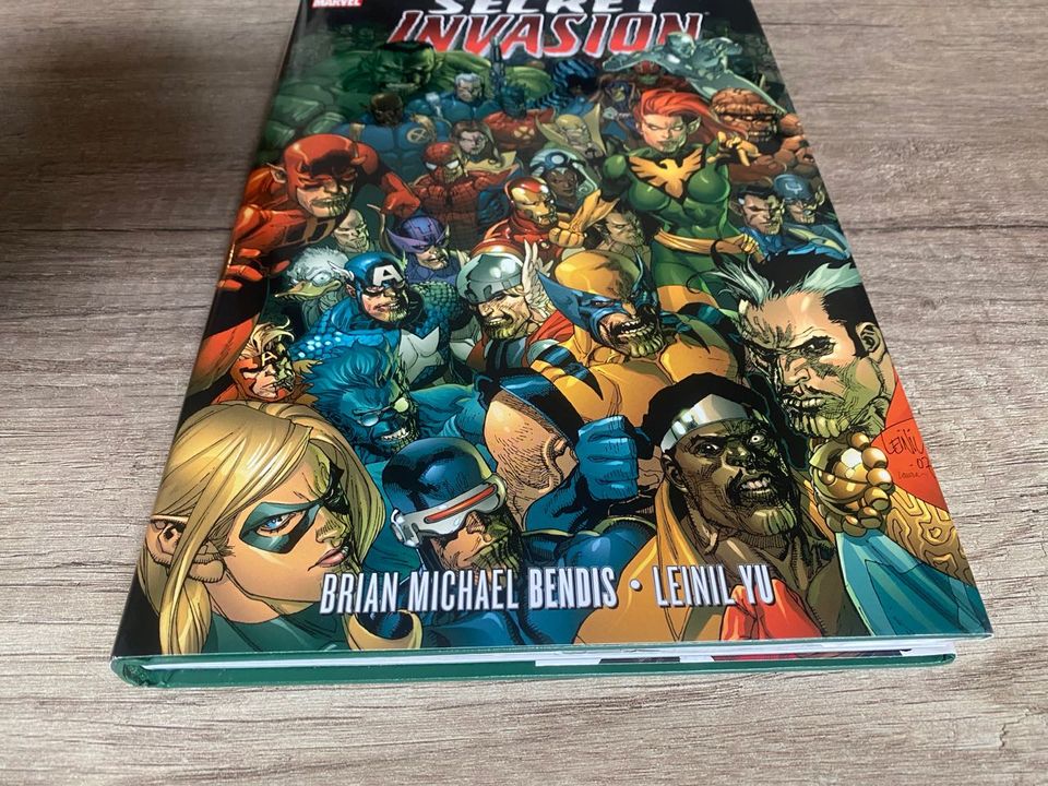 Marvel Comics SECRET INVASION Deluxe US HARDCOVER Avengers OOP in Berlin