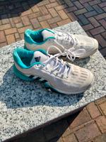 Adidas Turnschuhe Gr.39 wenig getragen Brandenburg - Ortrand Vorschau