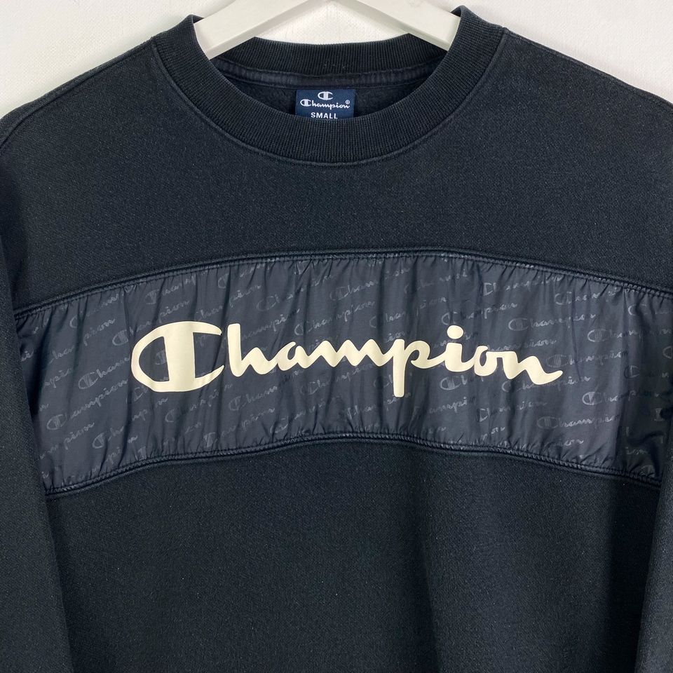 Champion Sweater Gr.S Schwarz Sweatshirt Pullover in Gronau (Westfalen)