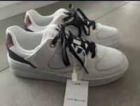 Sneakers Tommy Hilfiger Low NEU Gr 41 Thüringen - Schleiz Vorschau