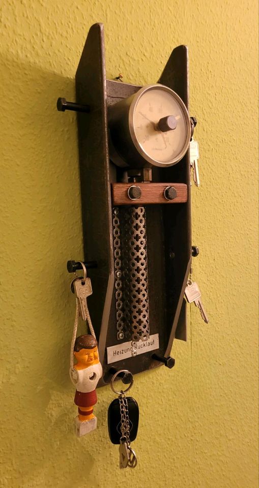 Industriedesign Schlüsselbrett Thermometer in Bremen