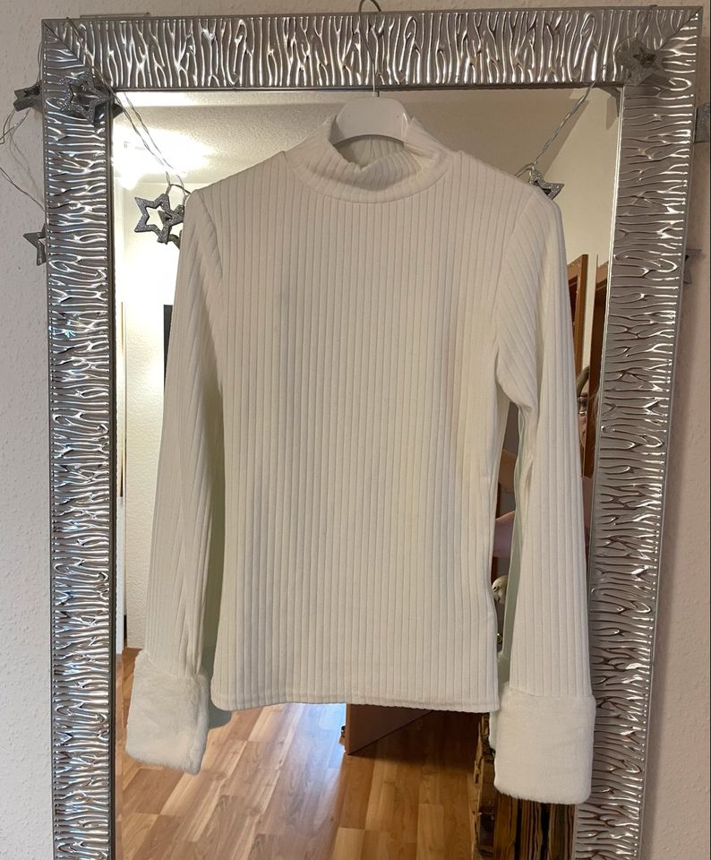 Tally Rollkragen Pullover gerippt weiß Fell S M L 36 38 H&M Zara in Oedheim