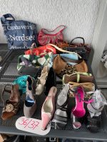 Verschiedene Taschen und Schuhe High Heels Dithmarschen - Linden Vorschau