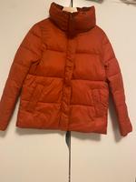 Tolle extra warme Jacke von s.Oliver ohne Daunen Gr 38 Niedersachsen - Rinteln Vorschau