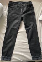 MarcCain Jeans N2 Schwarz Glitzer S 36 Niedersachsen - Winsen (Luhe) Vorschau