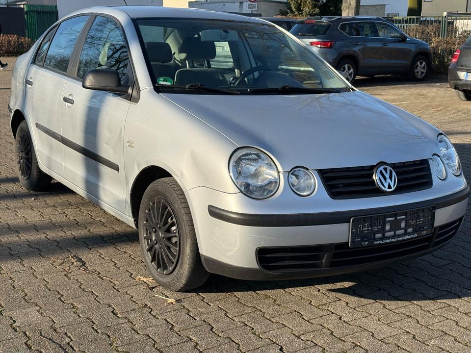 Volkswagen Polo IV 1.4 Basis*TOP ANGEBOT*TÜV/ASU NEU*TOP* in Rüsselsheim
