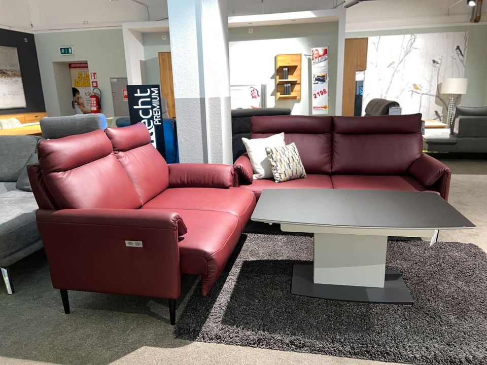 3-Sitzer 2-Sitzer Sofa / Couch / Garnitur als Paar in Leder rot in Mayen