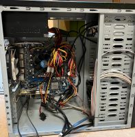 PC mit defektem Mainboard - auch Einzelteile Köln - Köln Dellbrück Vorschau