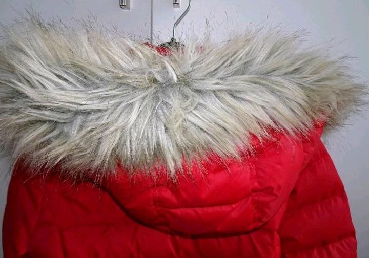 Tommy Hilfiger Winterjacke Daunenjacke XS rot in Regensburg