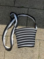 Reißverschluss Tasche Schwarz-Weiß Düsseldorf - Eller Vorschau