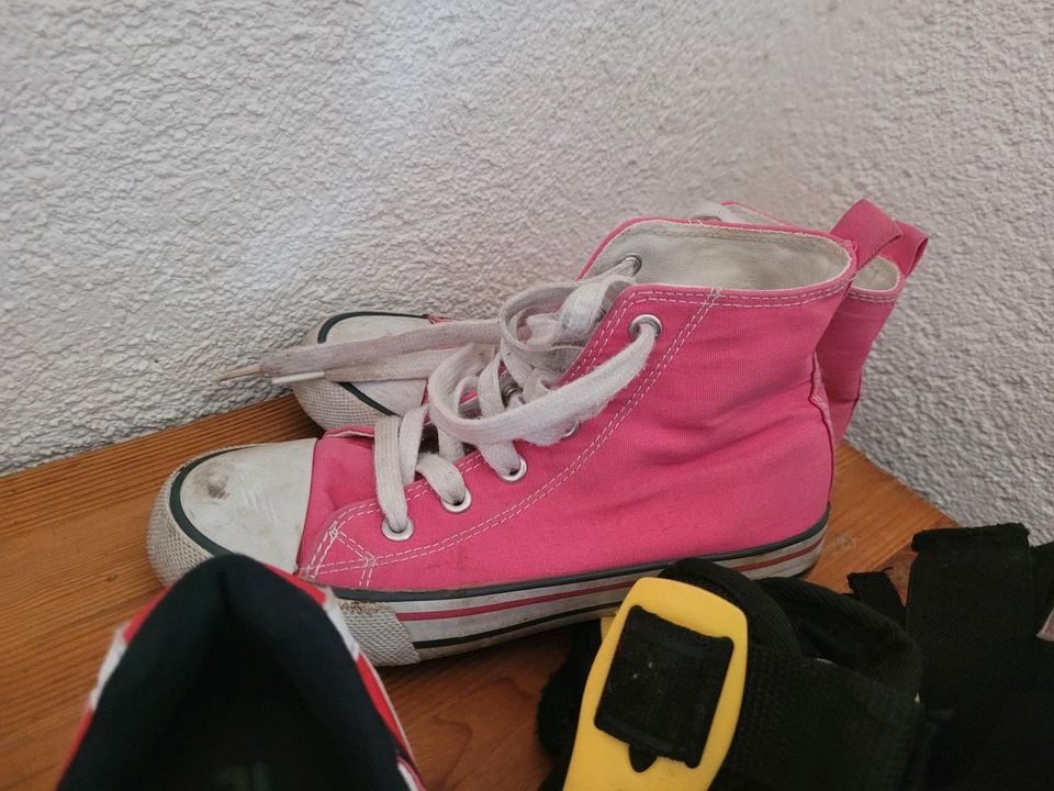Mädchen Schuhe Größe 35 in Zaberfeld