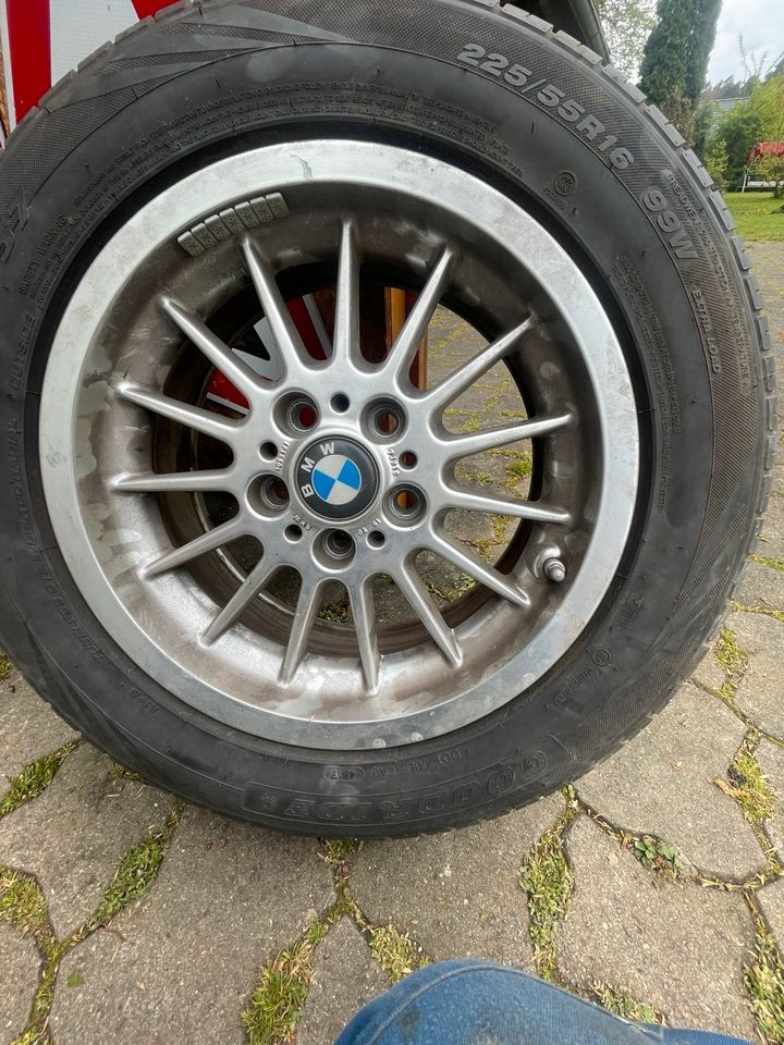 BMW E39 Styling 32 16“ in Eggesin