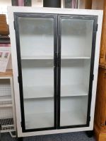 Vitrine aus Eisen/Metall || Industrial Style || (499€) Nordrhein-Westfalen - Arnsberg Vorschau