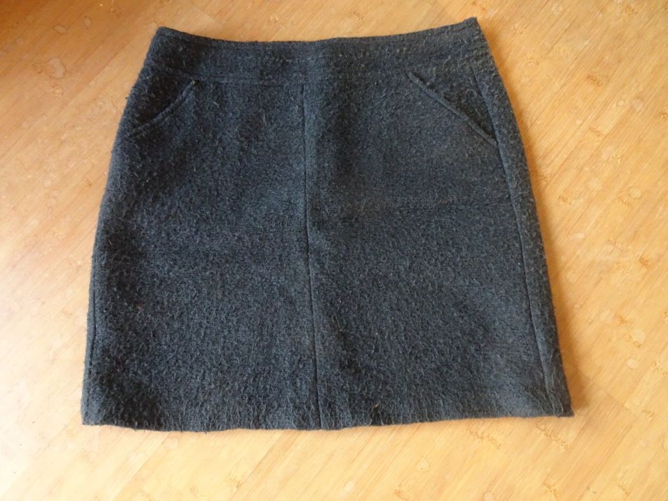 Rock, Strick, Strickrock Wolle schwarz s.oliver Gr. 38 / 40 in Aachen -  Laurensberg | eBay Kleinanzeigen ist jetzt Kleinanzeigen