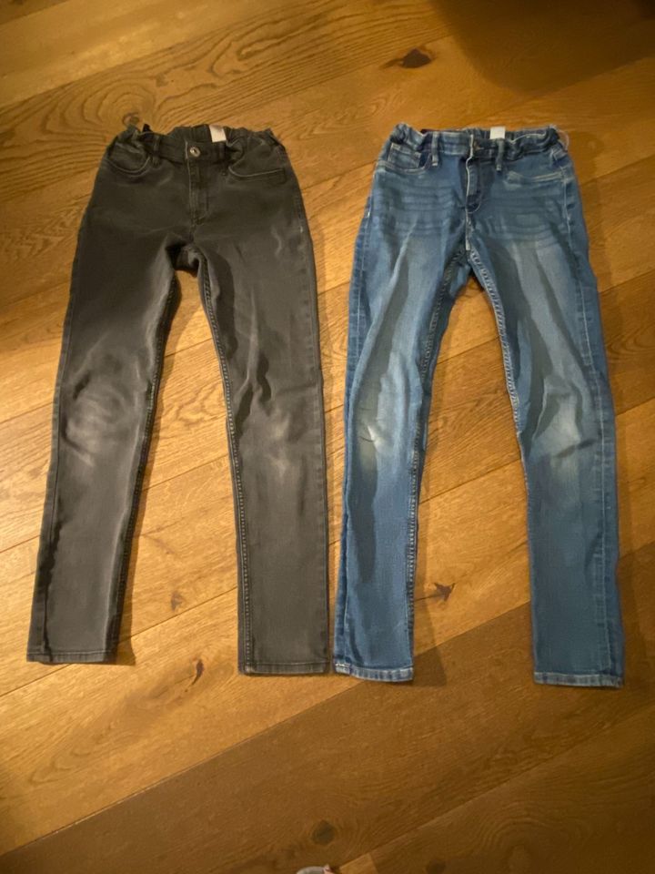 Jeans x2 von H&M Skinny fit & Denim / Größe 152 / verstellbar in Bergisch Gladbach