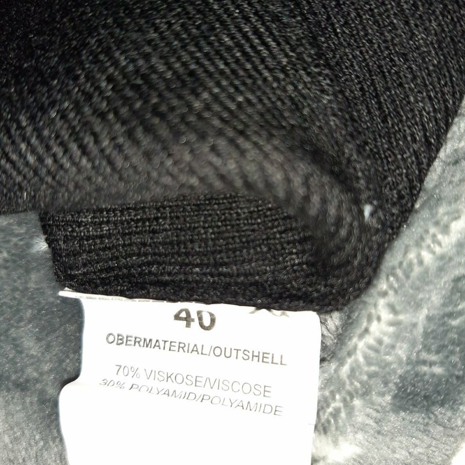 Schwarzer Langarm-Pullover Gr. 40 -NEU in Hofheim am Taunus