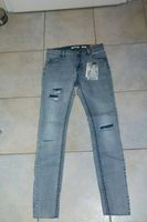 neue Slim Jeans, Jeanshose, Hose, Gr. 38 mit Etikett Nordrhein-Westfalen - Wermelskirchen Vorschau