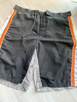 Badehose Bade Shorts sehr guter Zustand Gr XL Herren Hessen - Hünfeld Vorschau