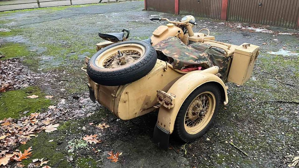 BMW R71 mit Papieren in Wilhelmshaven