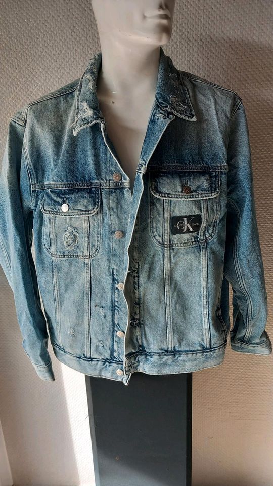 Calvin Klein Jeansjacke Gr. ist Niedersachsen - jetzt Langenhagen | in eBay Kleinanzeigen Kleinanzeigen L