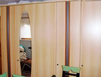 Schlafzimmer mit Überbauschrank und linksseitigem Kleiderschrank Sachsen - Markneukirchen Vorschau