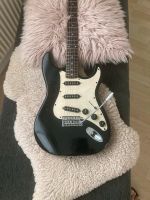 Update: Squier Strat 1989, S-Serial, Korea, Fender PUs, Big Block Dithmarschen - Marne Vorschau