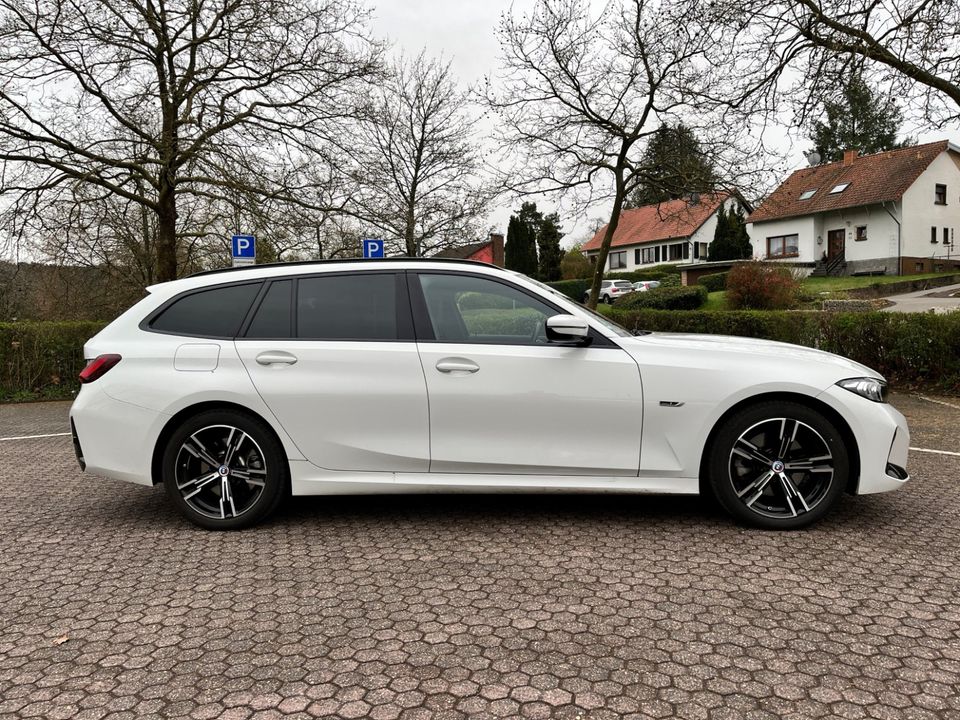 BMW 320e Touring MSport Leasingübernahme in Kirkel