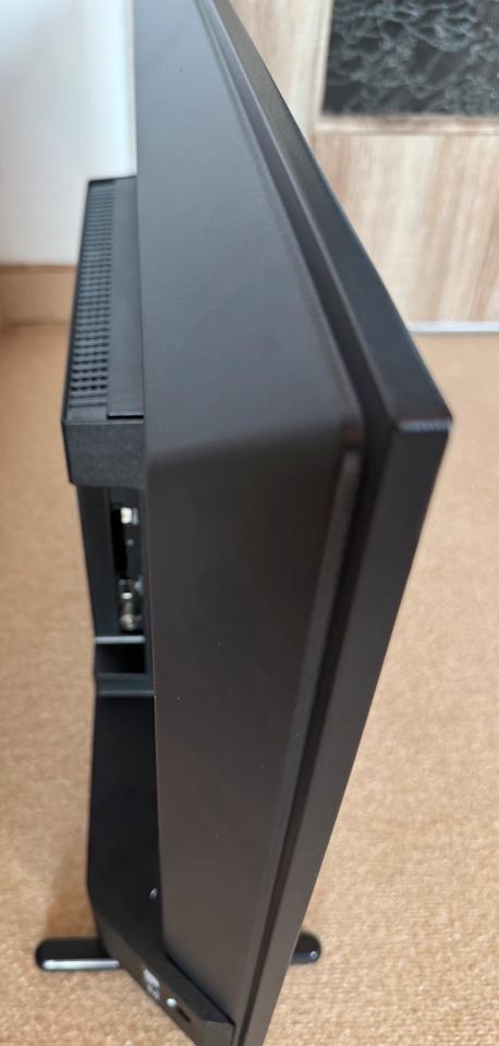 Philips Tv 32 Zoll, LED, HD, wie neu, knapp 2 Jahre Restgarantie in Ilmenau