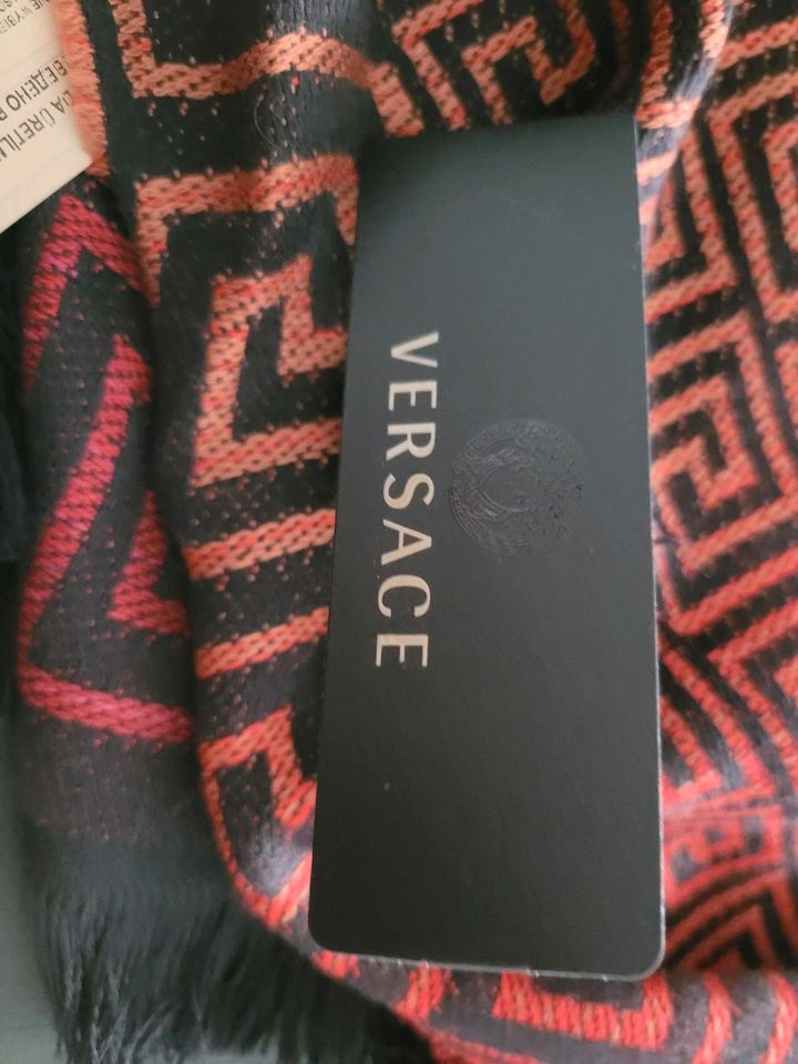 Versace Schal 100% Wolle in Singen