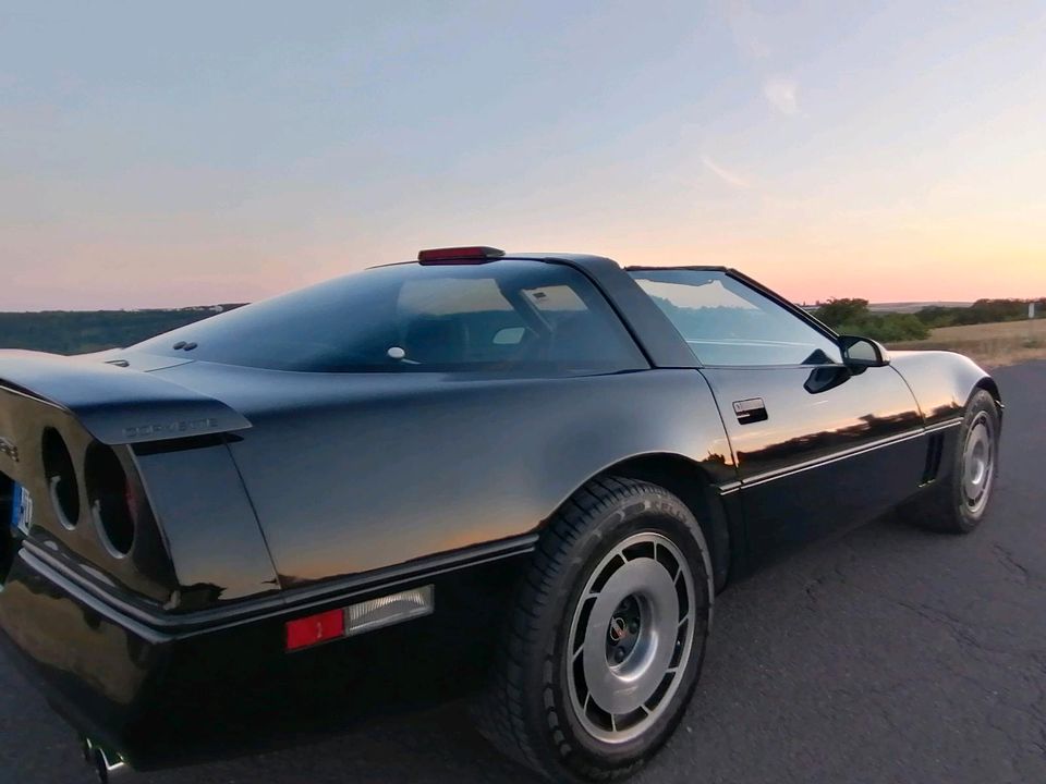 Chevrolet Corvette C4 Targa Oldtimer 5,7L V8 Baujahr 1986 in Dettelbach