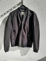 ⭐"Jack&Jones" leichte Bomberjacke für Jugendliche in gr. M/170 Bayern - Unterhaching Vorschau