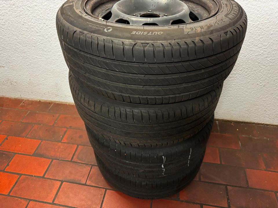 Michelin Primacy 4 205/55 R16 91W auf Stahlfelgen in Leverkusen