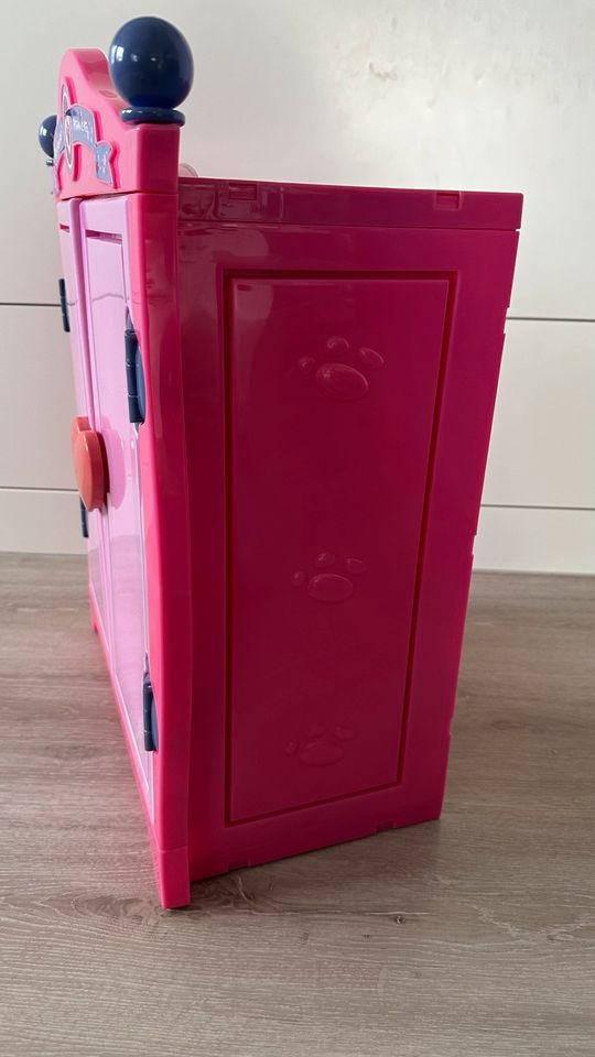 Build a Bear Kleiderschrank Puppenkleiderschrank in Heinsen