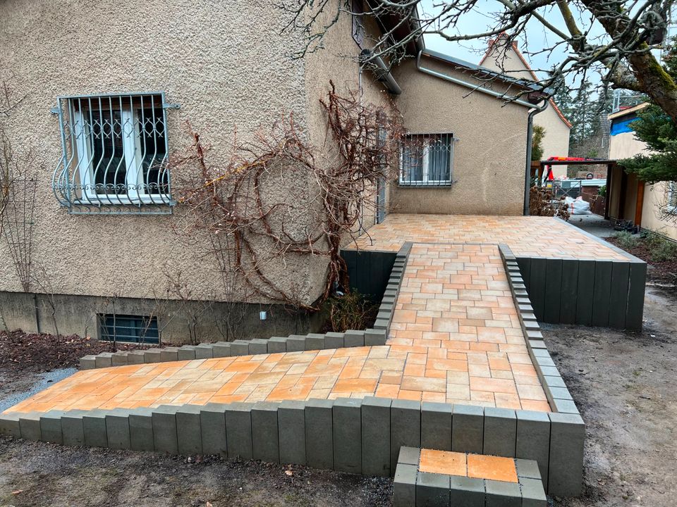 Terrassenbau, Wegebau, sonst. Steinsetzung, Erdarbeiten in Berlin