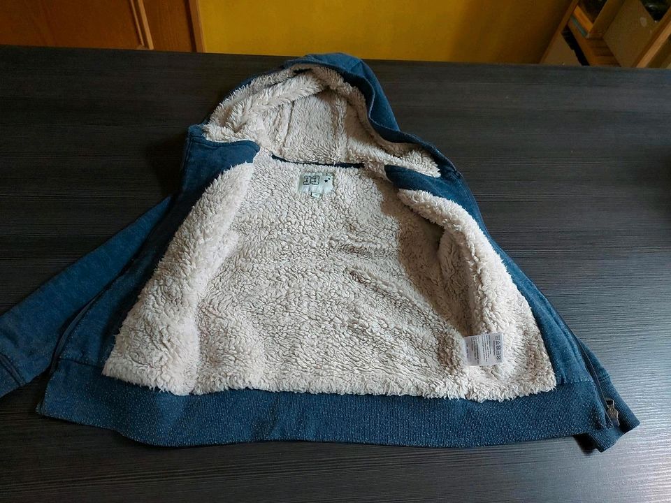 Mädchen Regenjacke/Softshelljacke/Winterjacke/Übergangsjacke in Oschatz