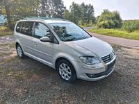 VW Touran 1,4 TSI Benzin 5 Sitzer Klima Alu AHK Niedersachsen - Ribbesbüttel Vorschau