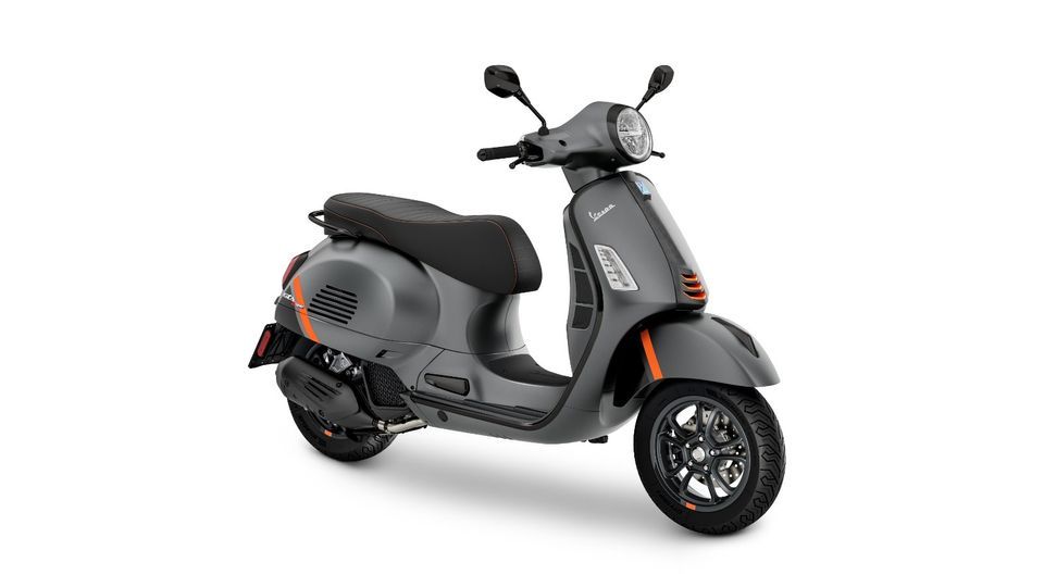 Vespa  GTS 300Super Sport RST --Neufahrzeug-- in Coerde