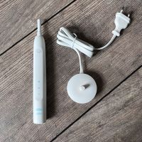 Oral B / Braun: elektrische Zahnbürste Pulsonic Slim Clean 2000 Bayern - Pilsting Vorschau