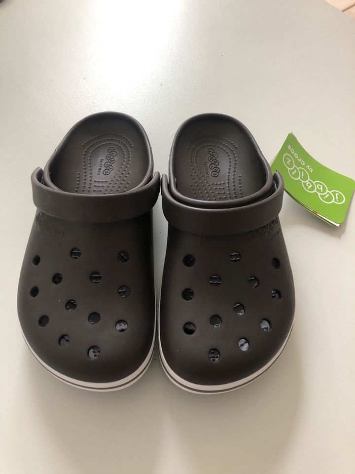 Crocs M 6 / W 8 , Gr. 38/39, braun, NEU in Walsdorf Eifel