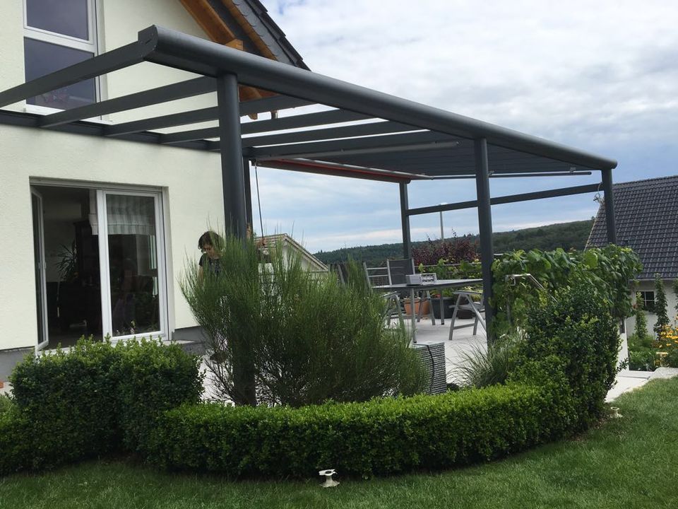 Alu- Terrassenüberdachung 6x4 m mit Glas in Trier