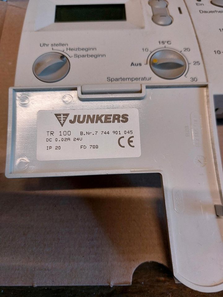 Raumtemperatur Regler junkers TR 100  ceracontrol in Gelsenkirchen